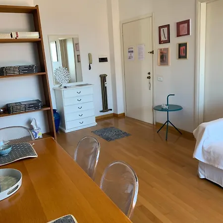 Gabbiano Baia Flaminia Pesaro