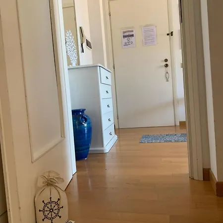 Gabbiano Baia Flaminia Pesaro